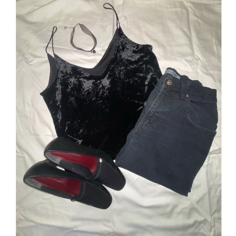Divided Velvet Tank-top